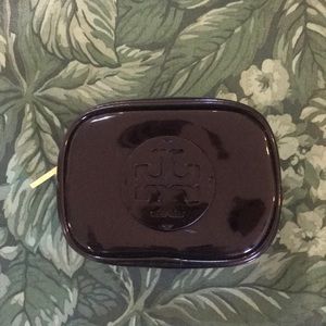 Tory Burch cosmetic cas